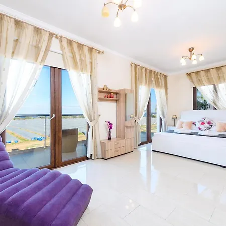 Villa Hanns Protaras